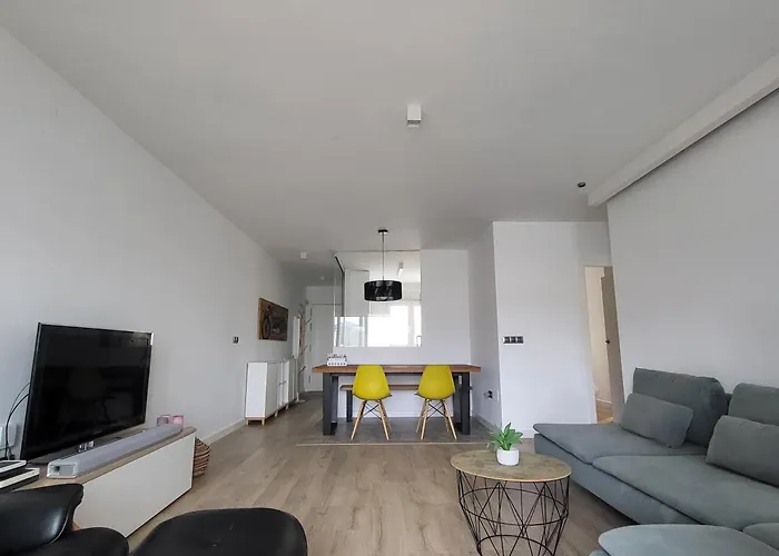 Lovely Apartment In Malaga Centre